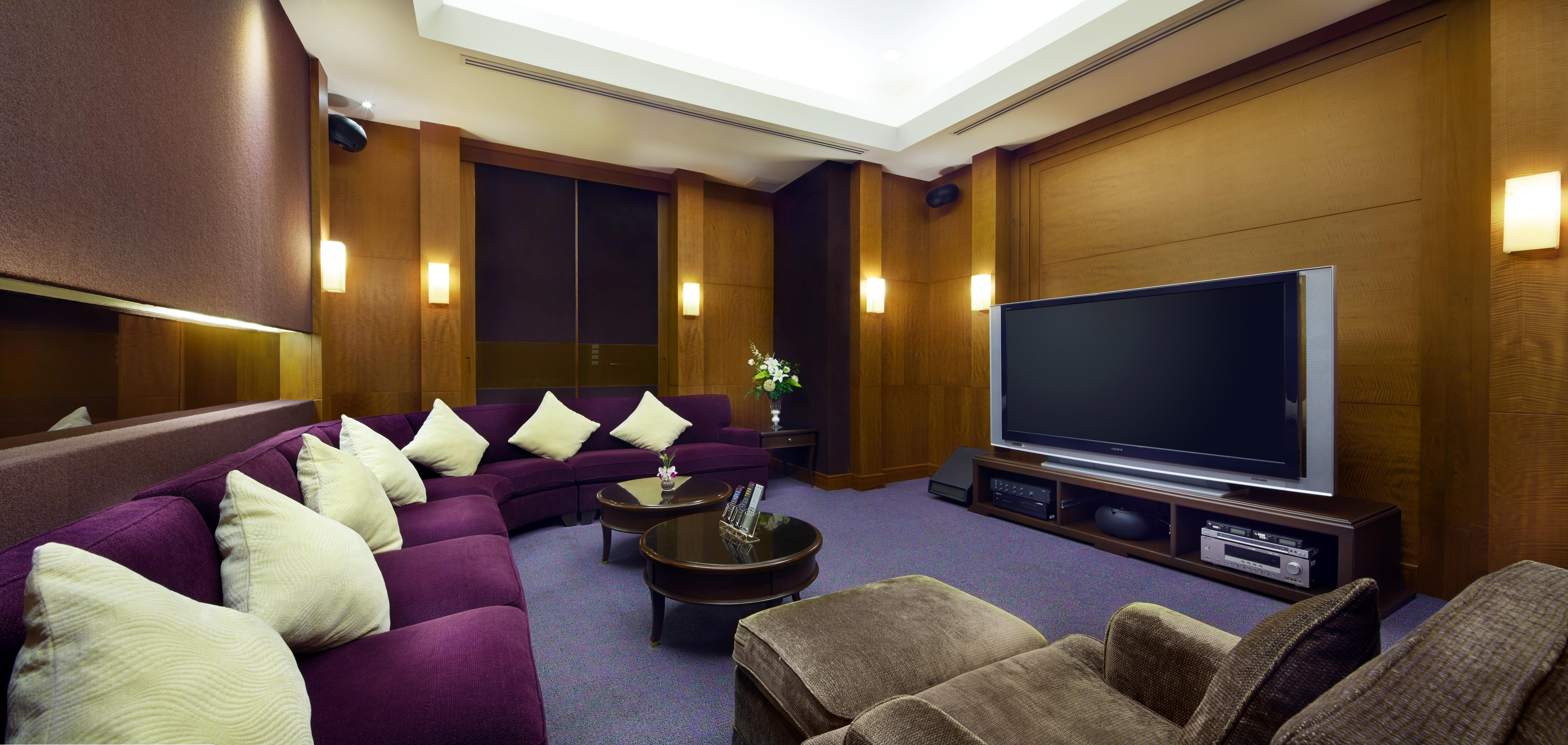 Grande Centre Point Hotel Ratchadamri Bangkok Dış mekan fotoğraf A home theater